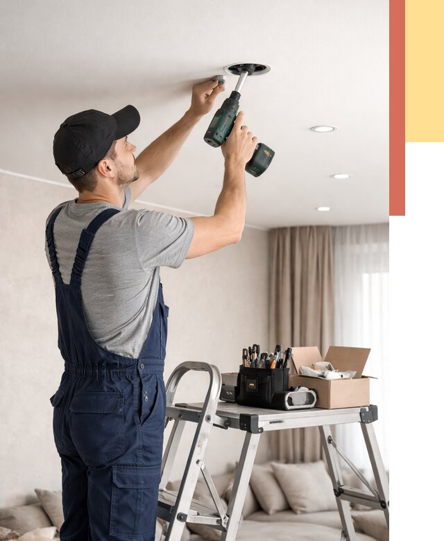 Установка и монтаж точечных светильников в натяжной потолок в Выксе от 1867 руб. | ОТДЕЛОЧНИК-Вкс