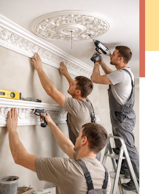 Монтаж лепнины на потолок в Выксе от 3318 руб. быстро и недорого | ОТДЕЛОЧНИК-Вкс